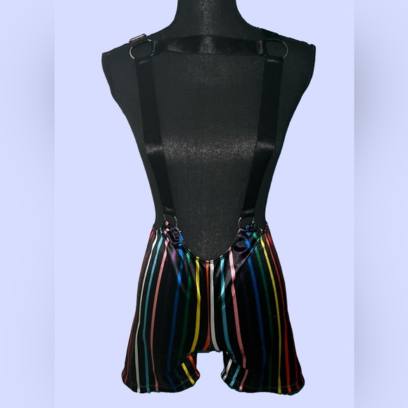 CLUB EXX / DOLLS KILL Pride Harness Shorts - Picture 4 of 6